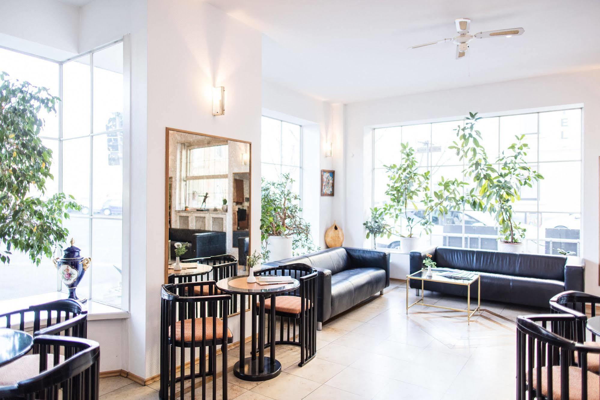 Hotel Central Hauptbahnhof Heidelberg Ngoại thất bức ảnh